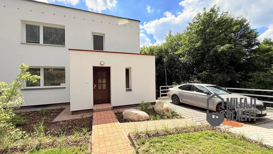 Pronájem rodinného domu 210 m², Liberec IV-Perštýn