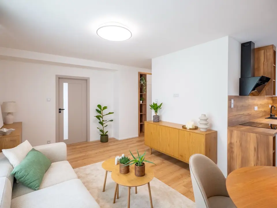 Prodej bytu 2+1 55 m², Na Radosti, Hořovice