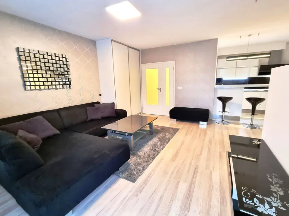 Pronájem bytu 3+kk 92 m², K Náhonu, Praha