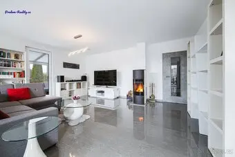 Prodej rodinného domu 124 m² + zimní zahrada, pozemek 840 m²