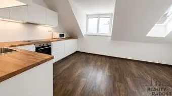✨ Nadstandardní byt 5+kk, 180 m² | 2 koupelny | 3 WC | Lipův