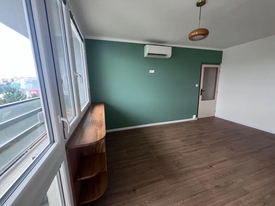 Pronájem bytu 2+kk 41 m², Strašnická, Praha