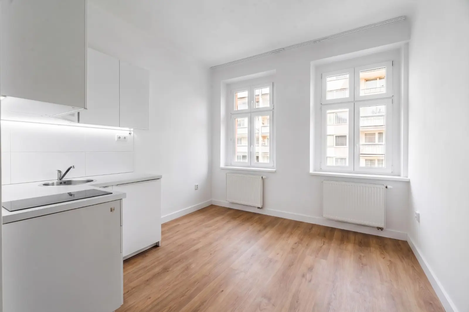 Prodej bytu 1+kk 19 m², Holečkova, Praha
