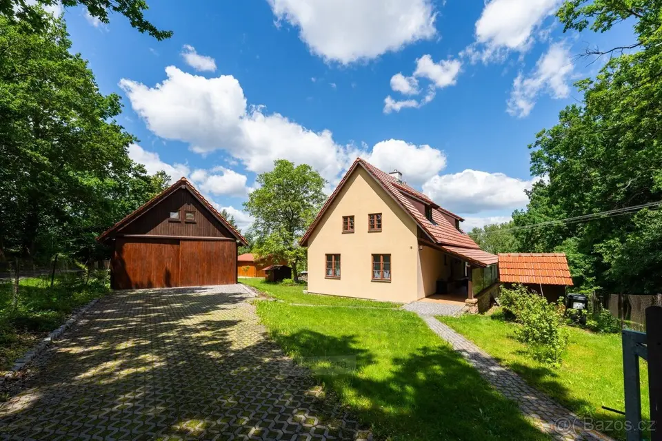 Krásný rodinný dům, Chlumec - Krnín