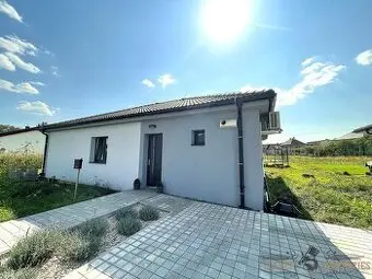 Pronájem rodinného domu 4+kk, 105 m² - Valy, ev.č. 00715-2