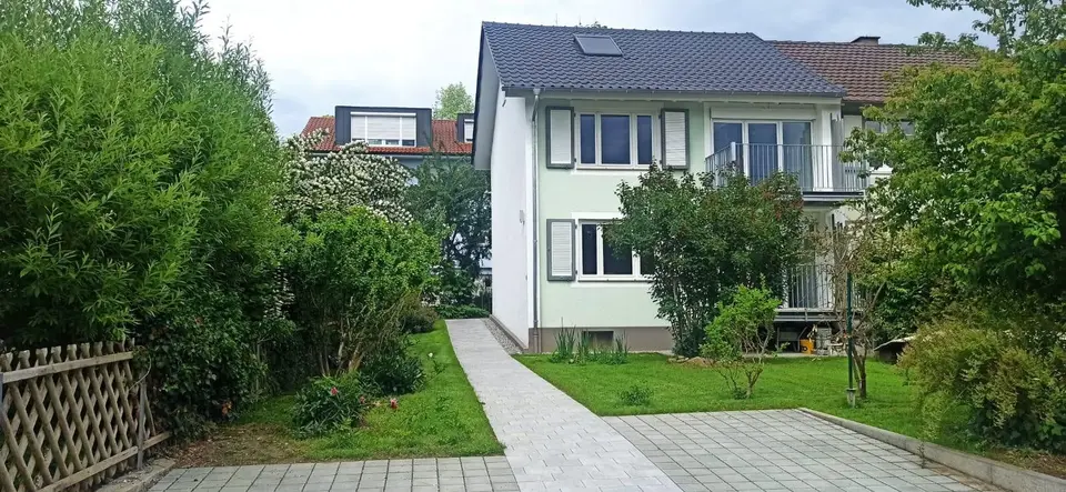 Pronájem domu 130 m², pozemek 327 m², Meersburg