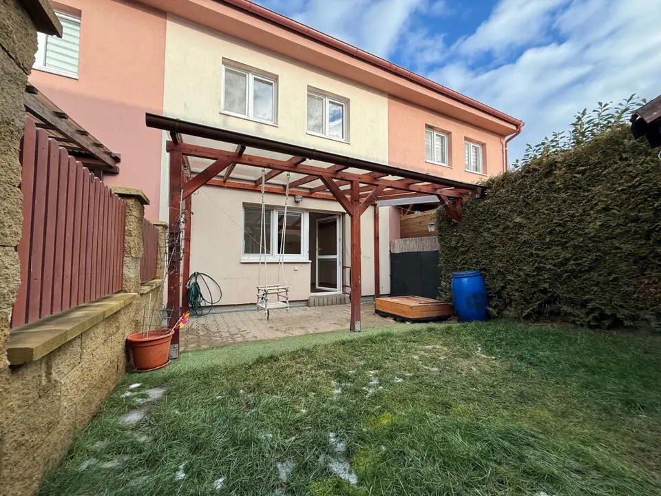Pronájem domu 70 m², pozemek 35 m², Větrná, Kolín