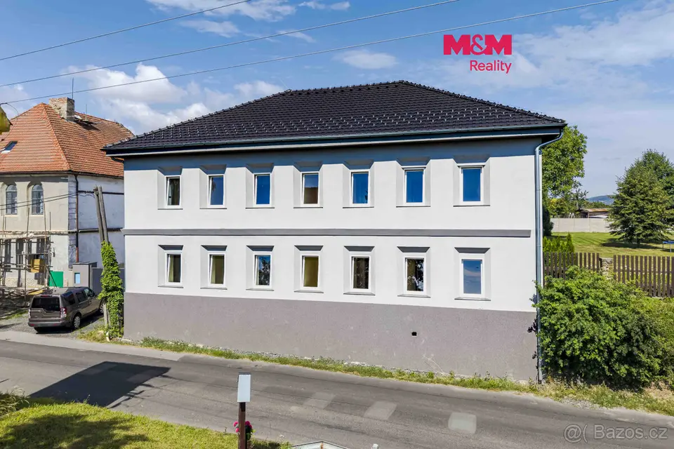 Pronájem vícegeneračního domu, 302 m², Vrátno