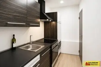 Uherský Brod, pronájem bytu OV 1+kk, 31 m2, lodžie, rekonstr