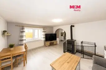 Pronájem 1/2 rodinného domu, 60 m², Drobovice