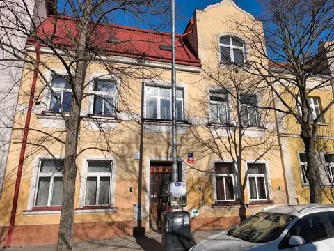 Prodej bytu 1+kk 23 m², V Nových Vokovicích, Praha