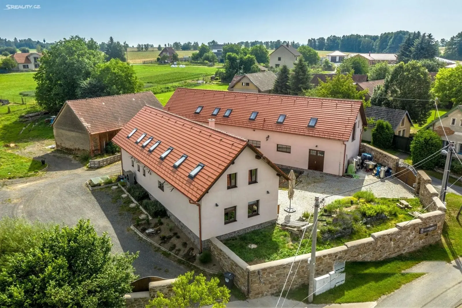 Prodej domu 623 m², pozemek 2.938 m², Němčice u Dolních Kralovic