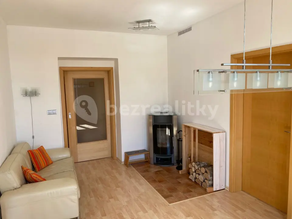 Pronájem bytu 3+kk 64 m², Rašínova,