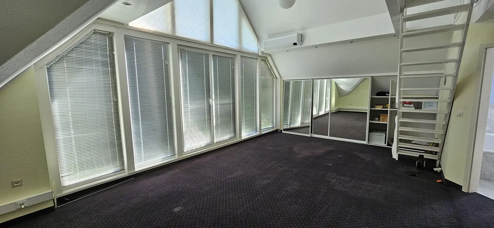 Pronájem domu 155 m², pozemek 700 m², Möhnesee