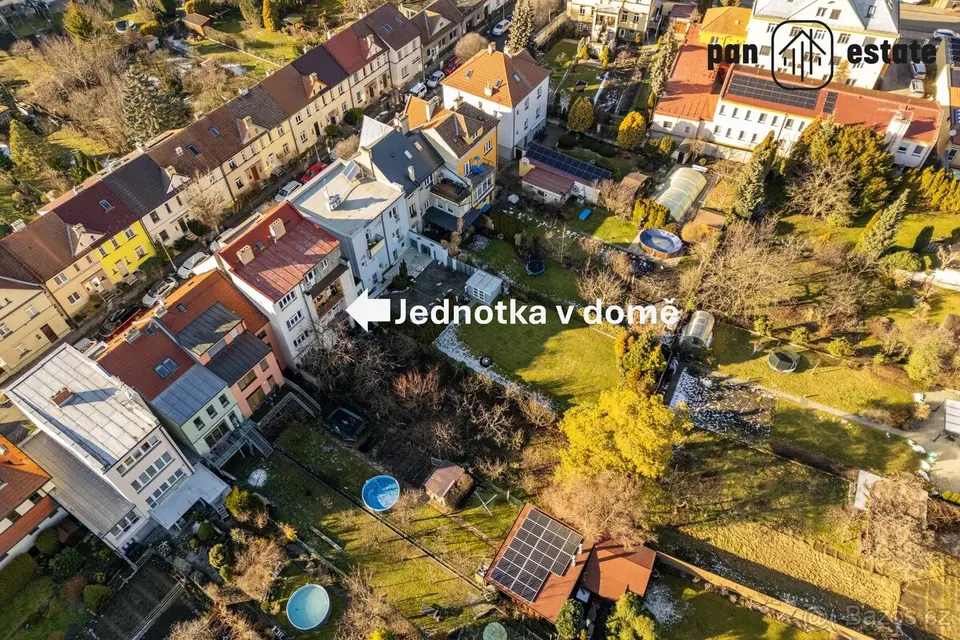 4+1 v domě se zahradou, cca 145 m² celkové plochy – Fügnerov