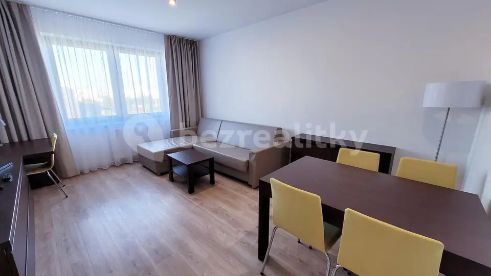 Pronájem bytu 2+1 52 m², Mukařovského, Hlavní město Praha