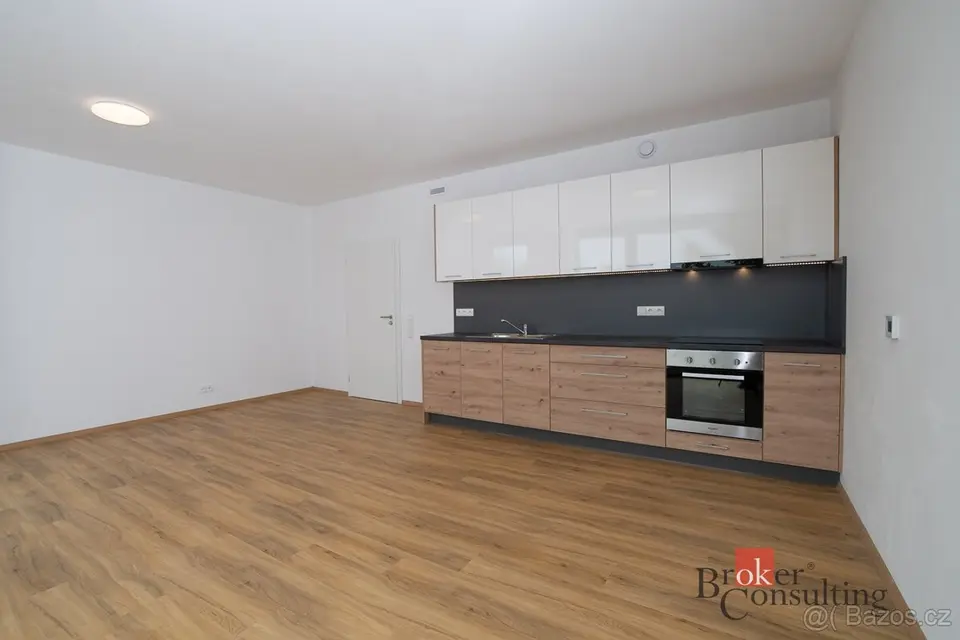 Pronájem, byty/1+kk, 37 m2, Školní 579, 67932 Svitávka, Blan