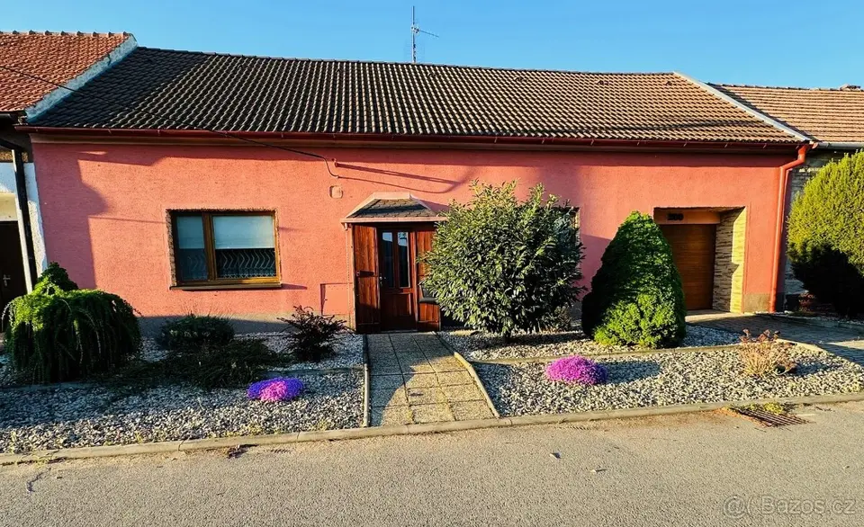 Prodej rodinného domu 234 m² 3+1, pozemek 2009 m² Šanov