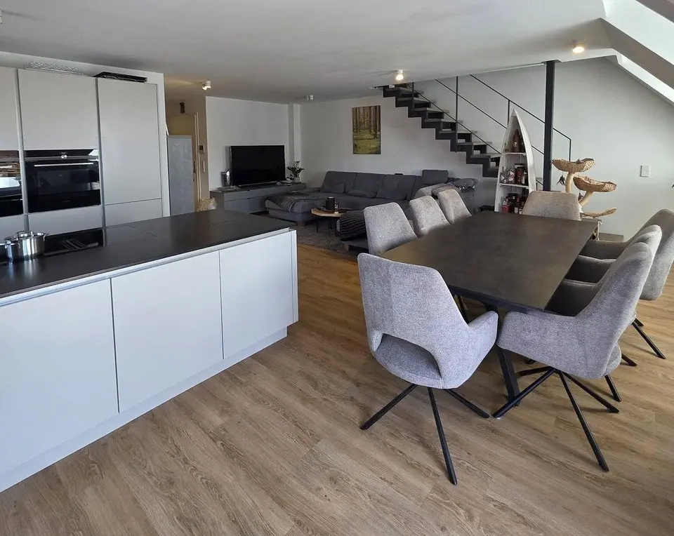 Pronájem bytu 4+kk 110 m², Krähenstraße 7, Fellbach