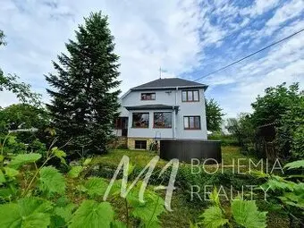 Prodej rodinného domu s velkou zahradou 2.302 m2. Mělník - V