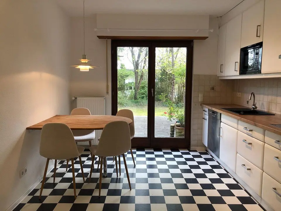 Pronájem domu 150 m², pozemek 1.000 m², Bammental
