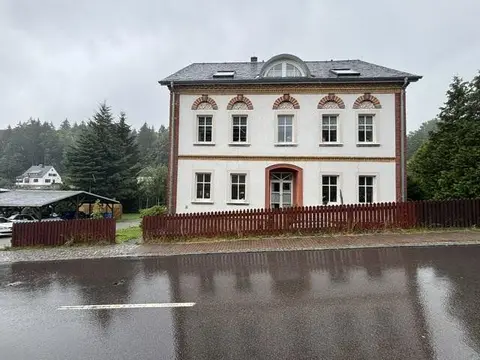 Prodej domu 357 m², pozemek 1.824 m², Hauptstraße 25, Breitenbrunn / Erzgebirge