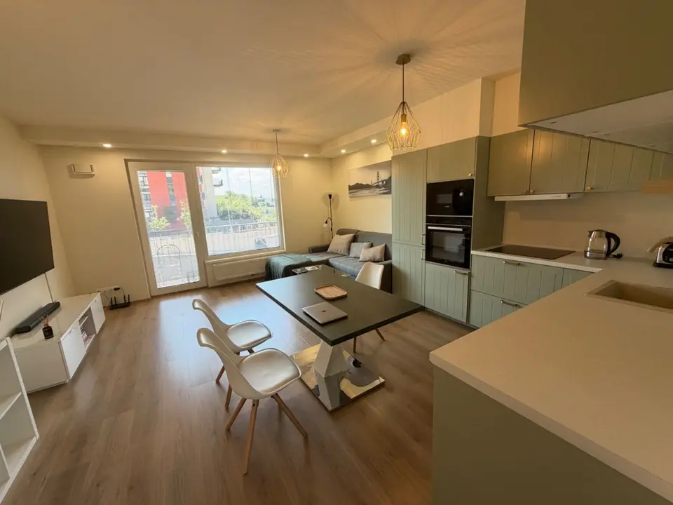Pronájem bytu 2+kk 58 m², Zlochova, Praha
