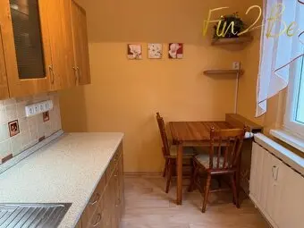 Pronájem bytu 2+1 - 54,8 m2 + balkon a sklep, klidná lokalit