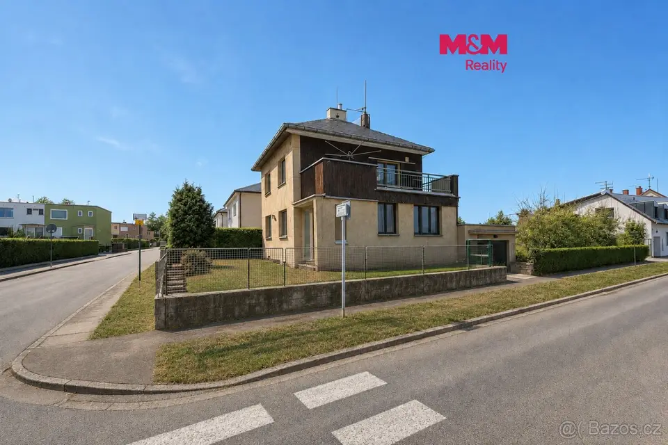 Pronájem rodinného domu, 180 m², Praha, ul. Běluňská