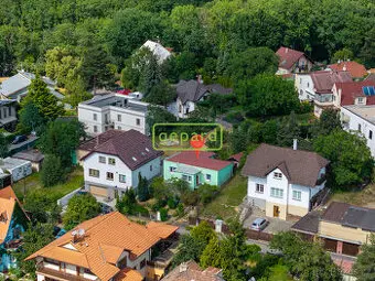Pozemek se samostatně stojícím RD, Praha 10 – Strašnice